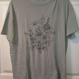 FIFTH SUN Desert Sage  T-Shirt  Botanical Graphic Women's Size Large Preowned